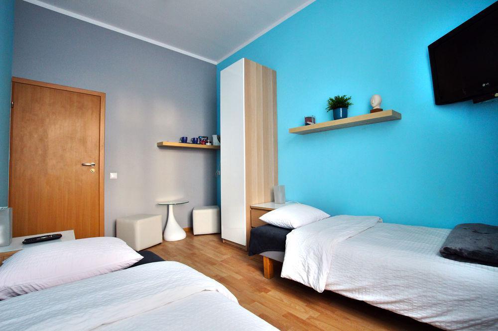 קרקוב Rainbow Apartments 3 מראה חיצוני תמונה