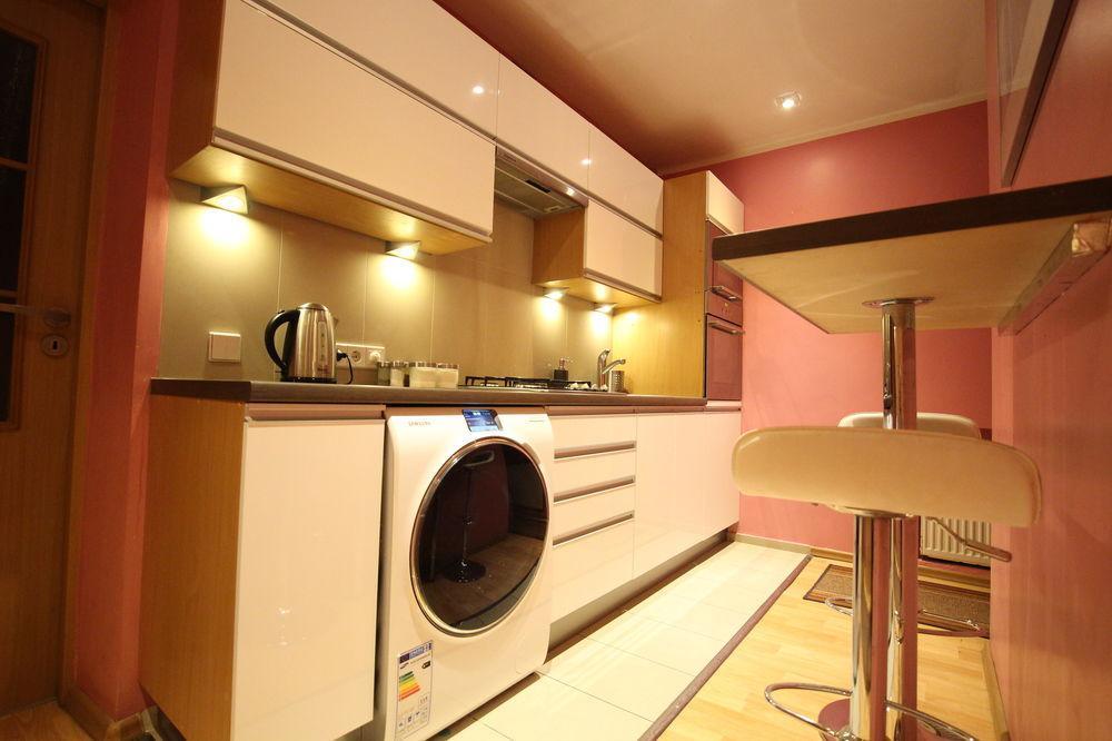קרקוב Rainbow Apartments 3 מראה חיצוני תמונה