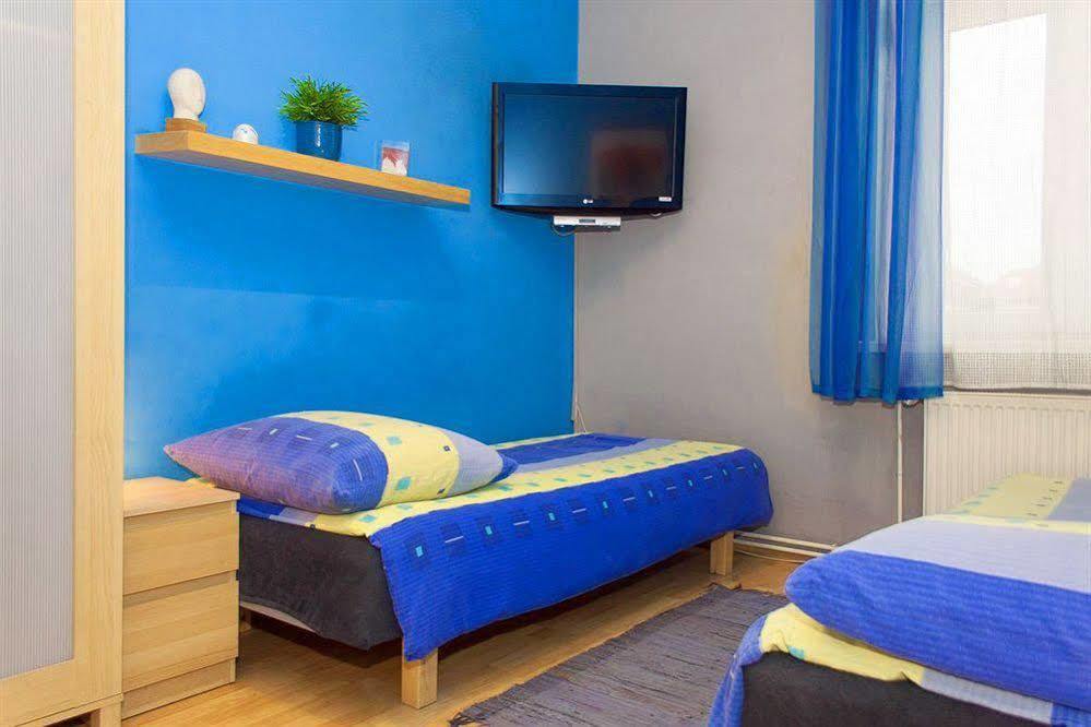 קרקוב Rainbow Apartments 3 מראה חיצוני תמונה