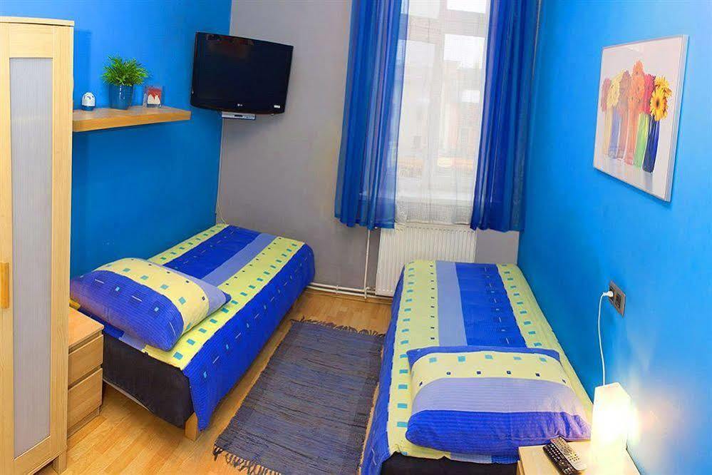 קרקוב Rainbow Apartments 3 מראה חיצוני תמונה
