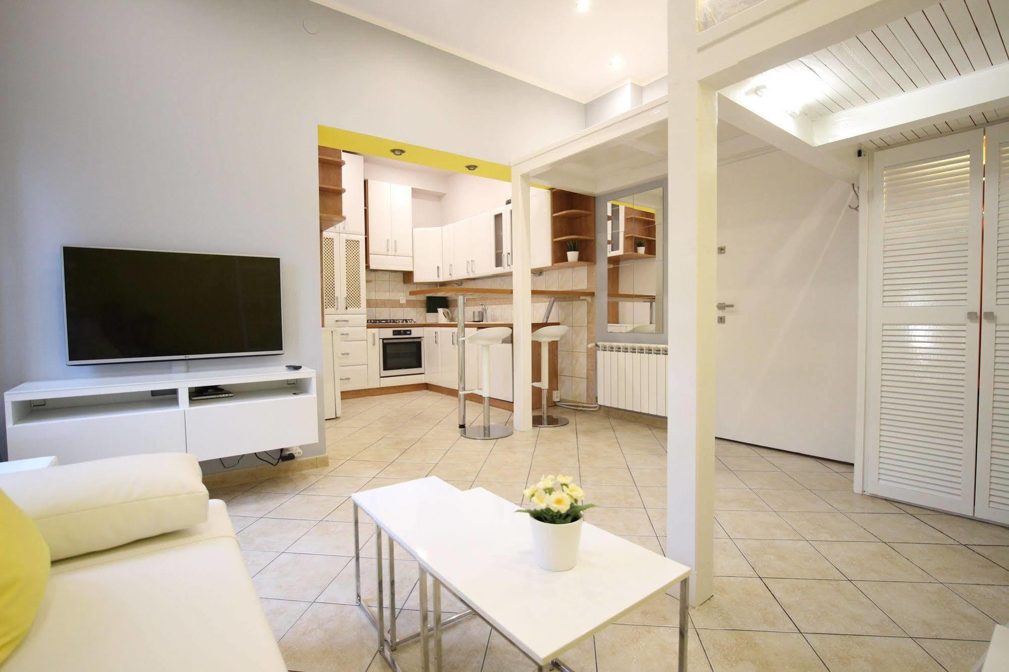 קרקוב Rainbow Apartments 3 מראה חיצוני תמונה