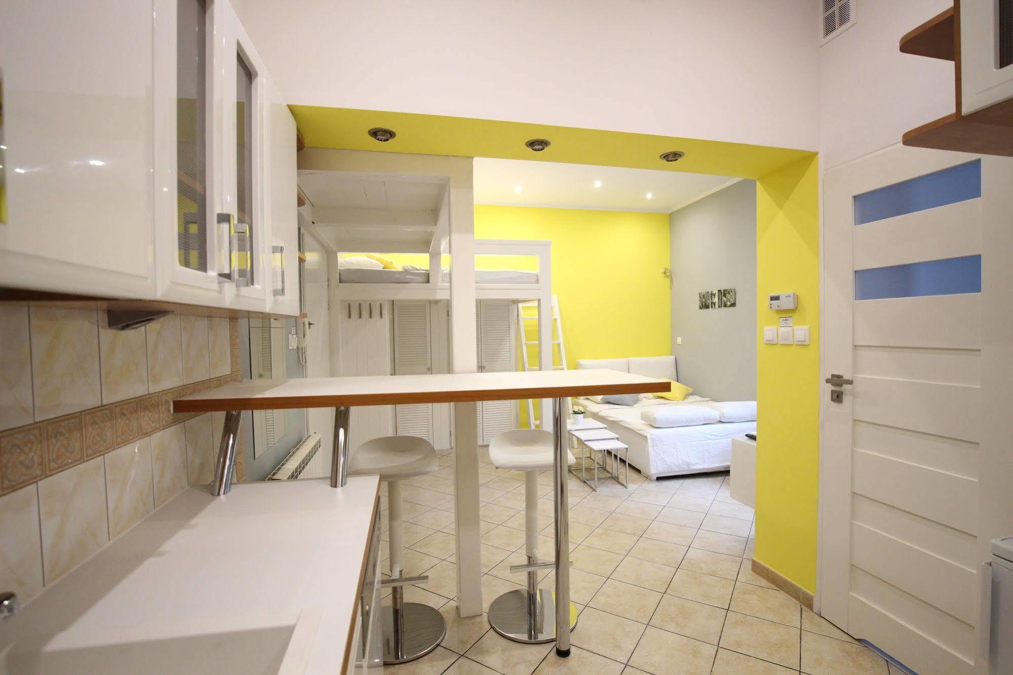 קרקוב Rainbow Apartments 3 מראה חיצוני תמונה